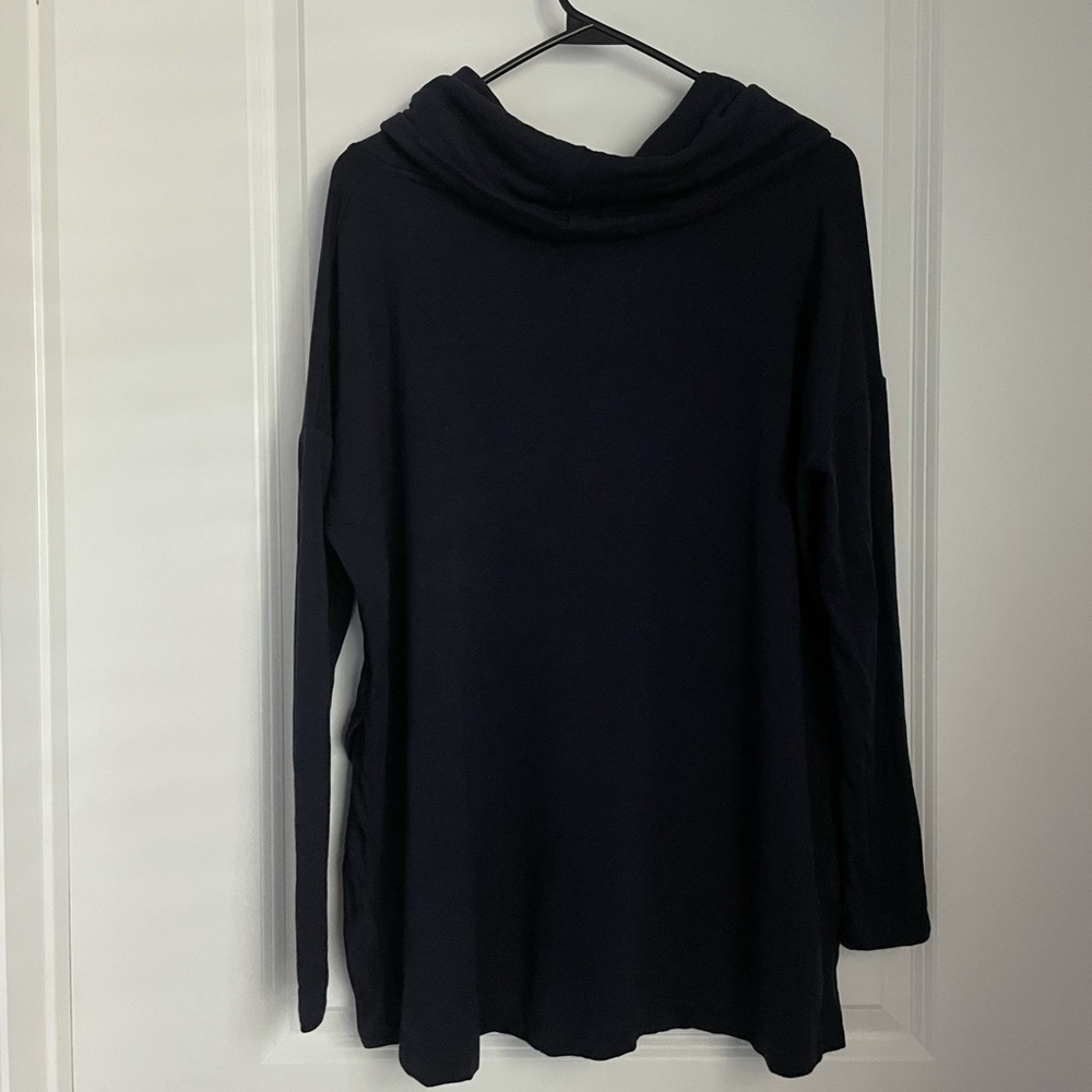 Sweater - Picture 2 of 4